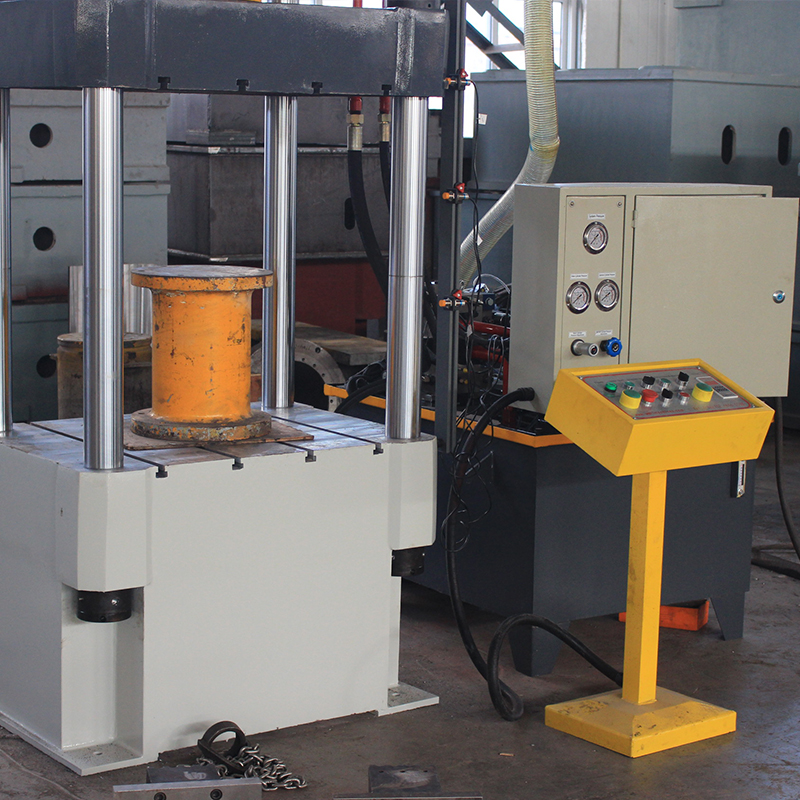 200T三梁四柱油壓機，200噸金屬拉伸成型油壓機