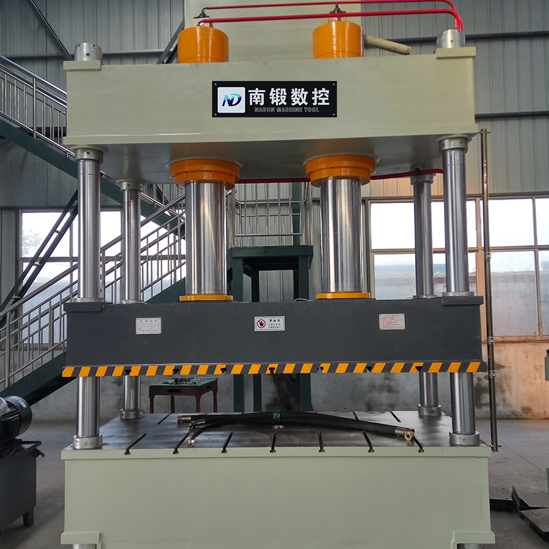 400T三梁四柱液壓機(jī) 雙缸大臺(tái)面油壓機(jī) 汽車(chē)配件拉伸成型壓力機(jī) 